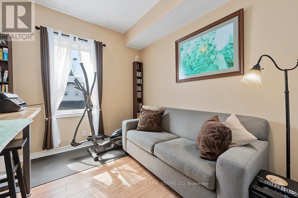 












201 - 22 WELLAND STREET

,
Perth,




Ontario
K7H3H7

