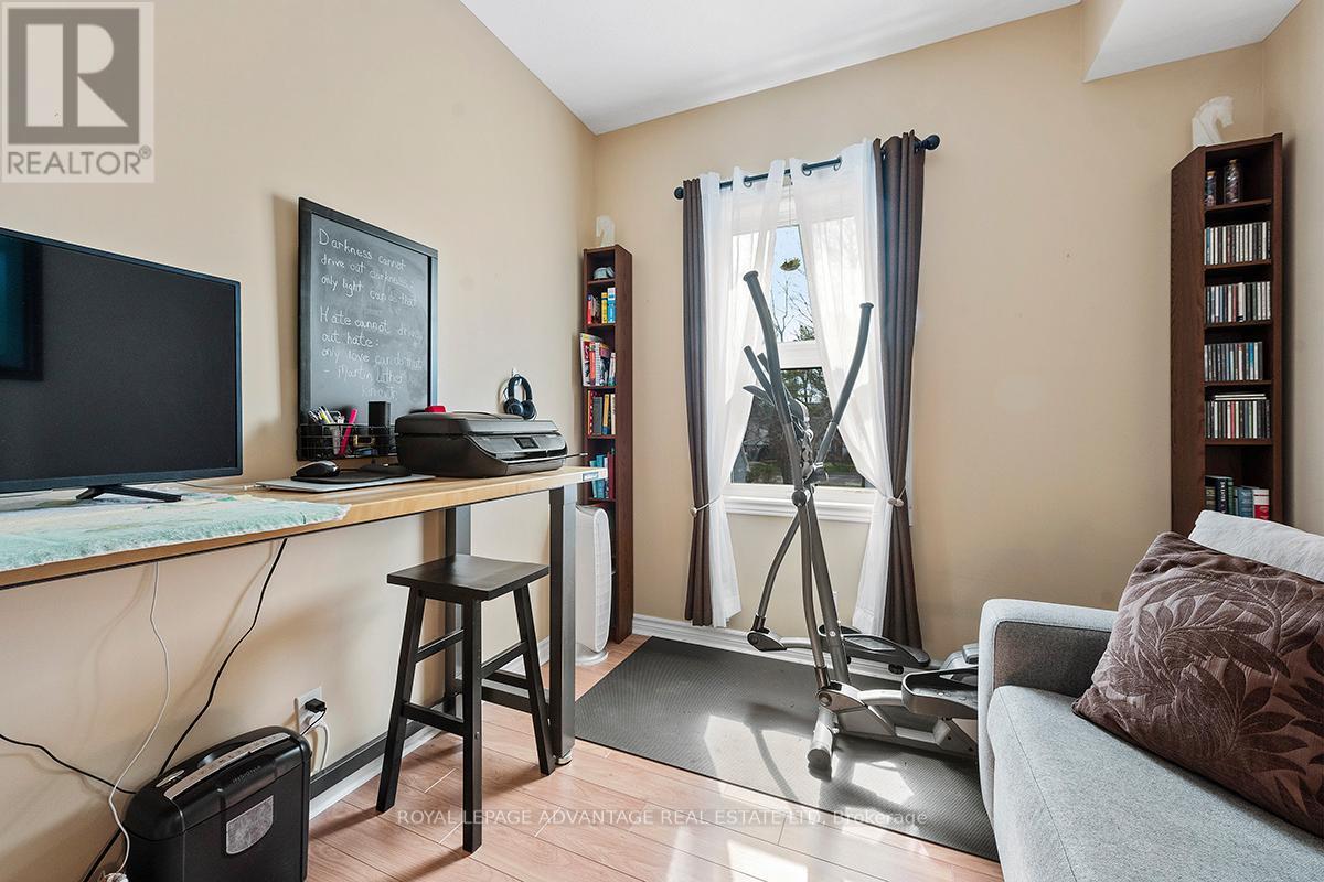 












201 - 22 WELLAND STREET

,
Perth,




Ontario
K7H3H7

