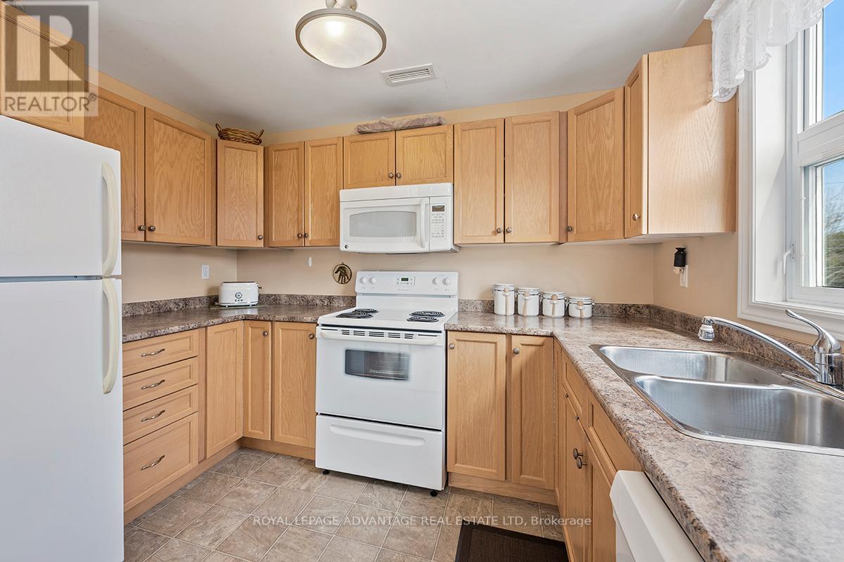 












201 - 22 WELLAND STREET

,
Perth,




Ontario
K7H3H7


