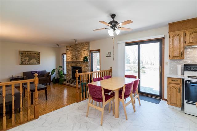 









1194


ANDRECHUK

RD,
Ritchot Rm,




MB
R5A 1E7

