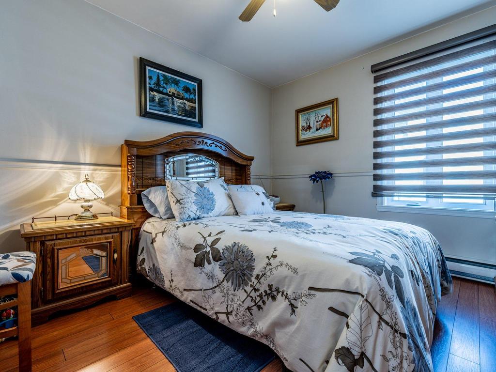 









869

 - 873


Rue Guilbert

,
Trois-Rivières,




QC
G8T5V3

