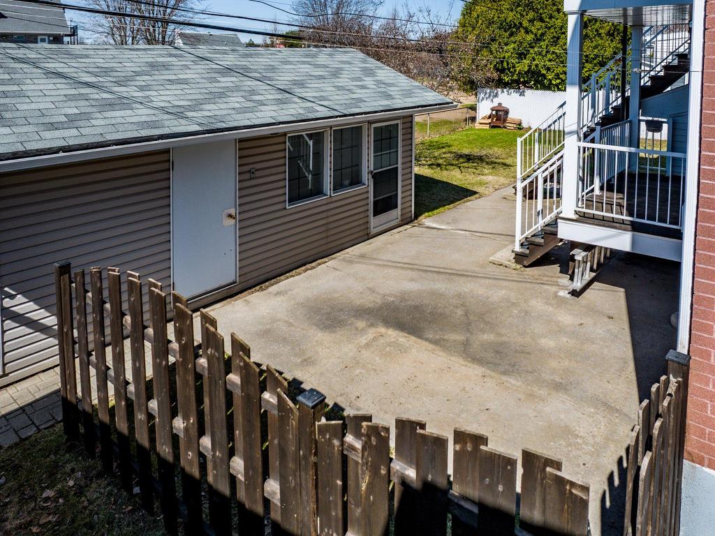 









869

 - 873


Rue Guilbert

,
Trois-Rivières,




QC
G8T5V3

