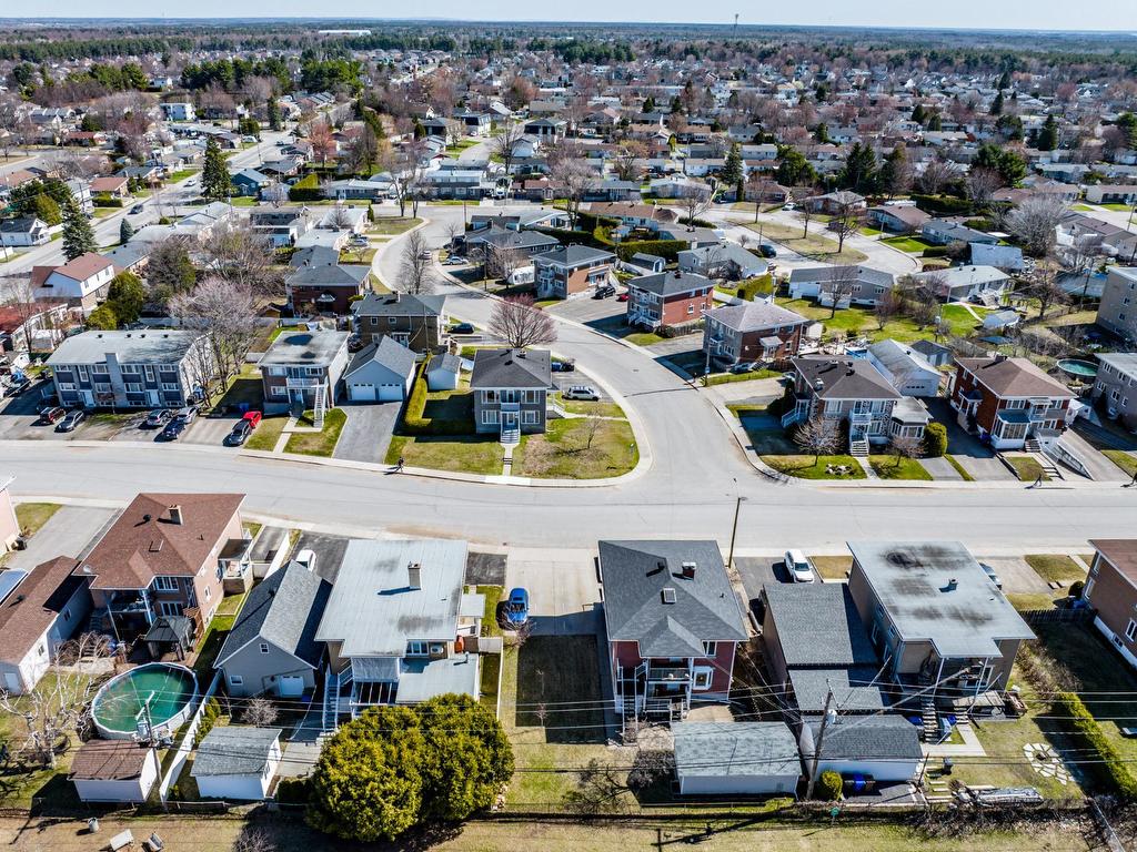 









869

 - 873


Rue Guilbert

,
Trois-Rivières,




QC
G8T5V3

