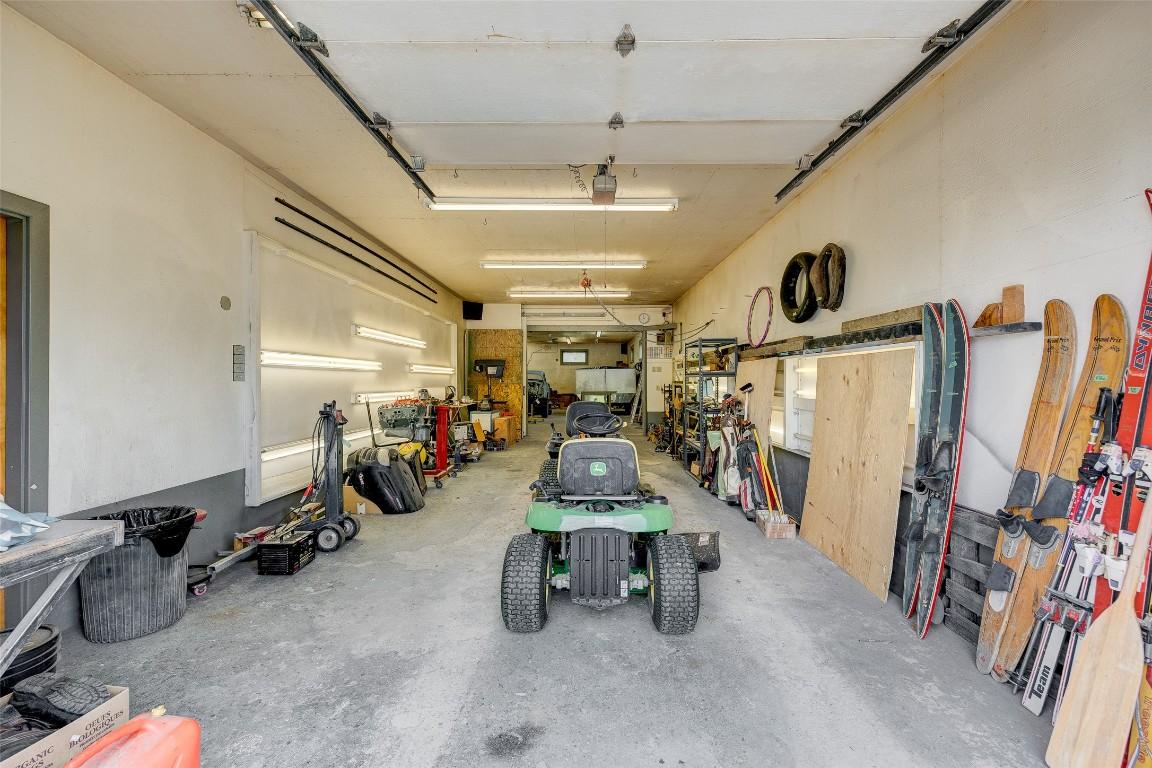 









3544


Elliott

Road,
West Kelowna,




BC
V4T 1N9

