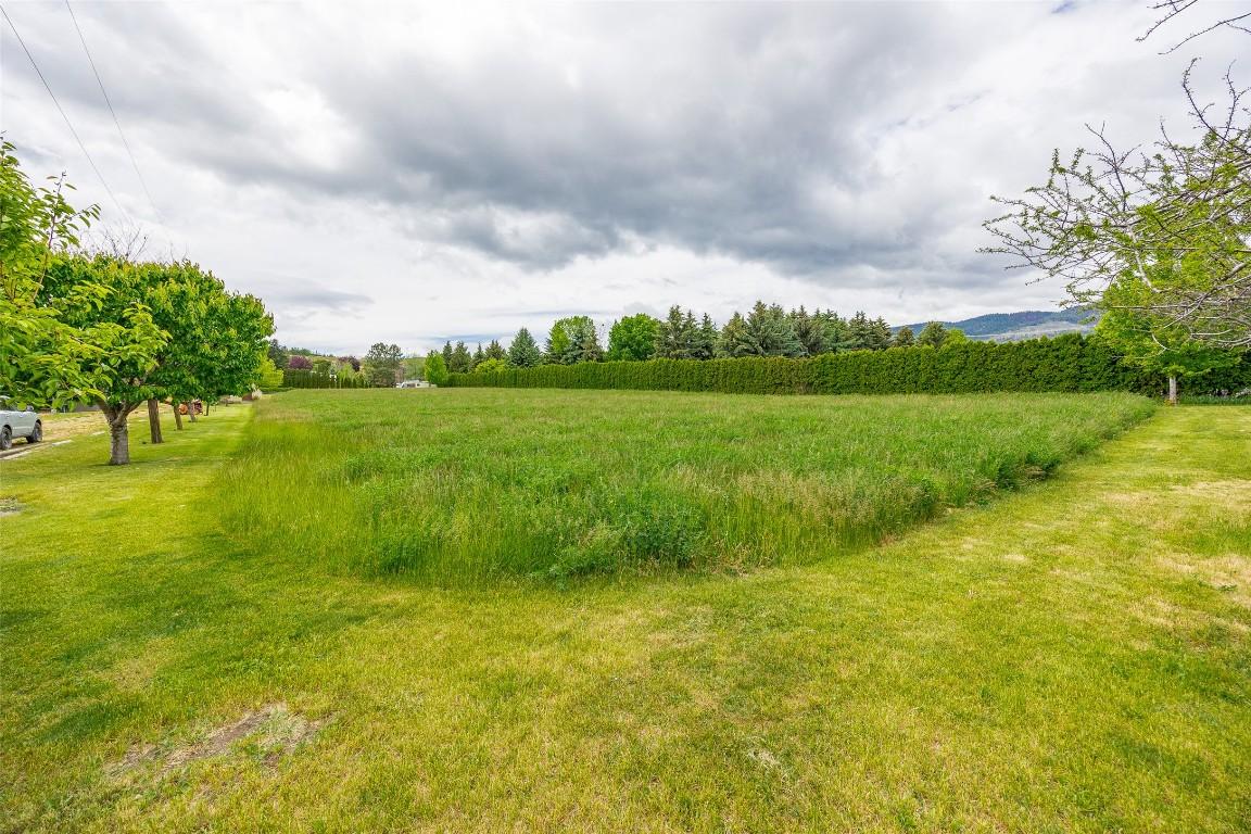 









3544


Elliott

Road,
West Kelowna,




BC
V4T 1N9

