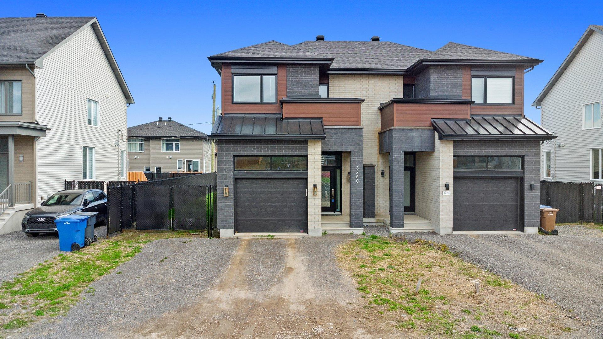 









3260


Rue du Riesling

,
Sainte-Marthe-sur-le-Lac,




QC
J0N1P0

