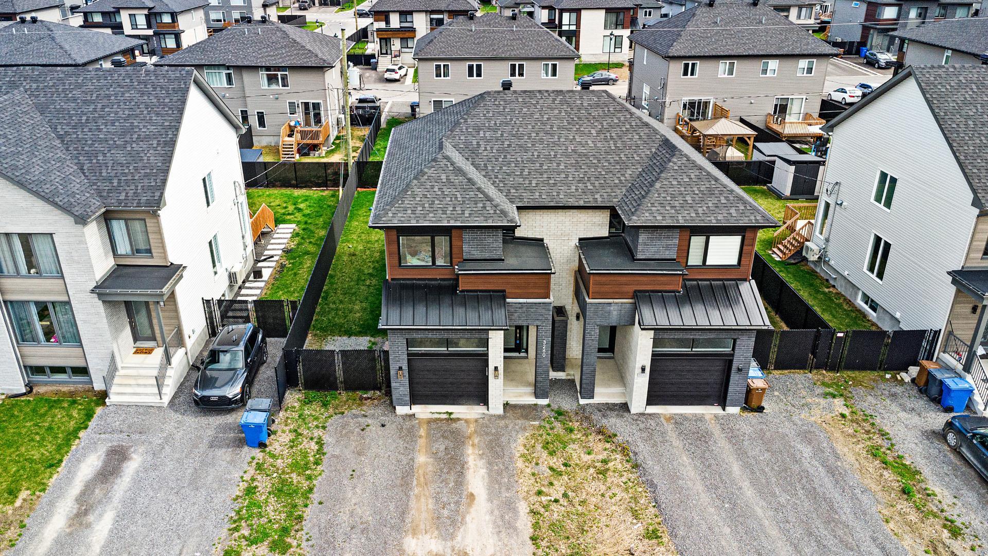 









3260


Rue du Riesling

,
Sainte-Marthe-sur-le-Lac,




QC
J0N1P0

