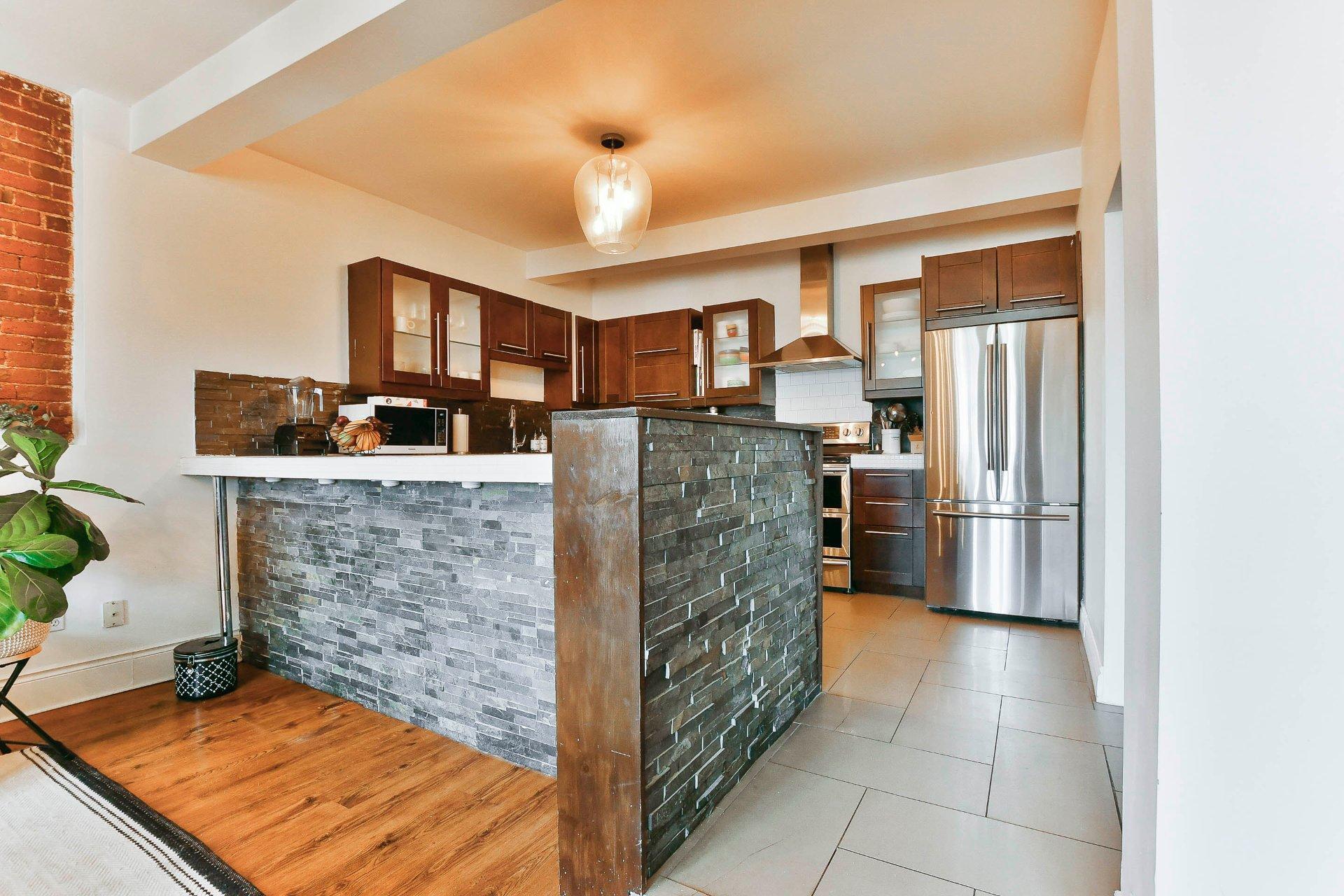 









3533


Rue Ste-Catherine E.

, A,
Montréal (Mercier/Hochelaga-Maisonneuve),




QC
H1W2E4

