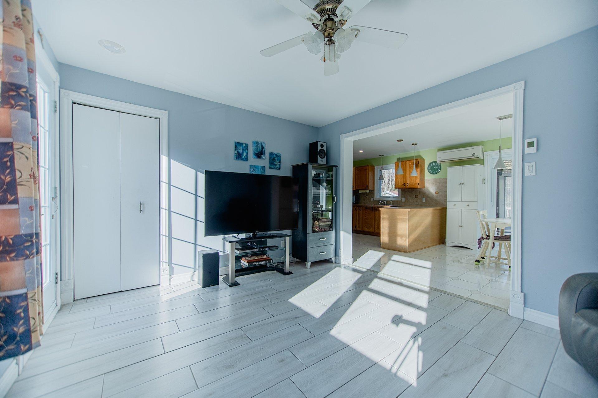 









700


Rue des Pâquerettes

,
Chertsey,




QC
J0K3K0

