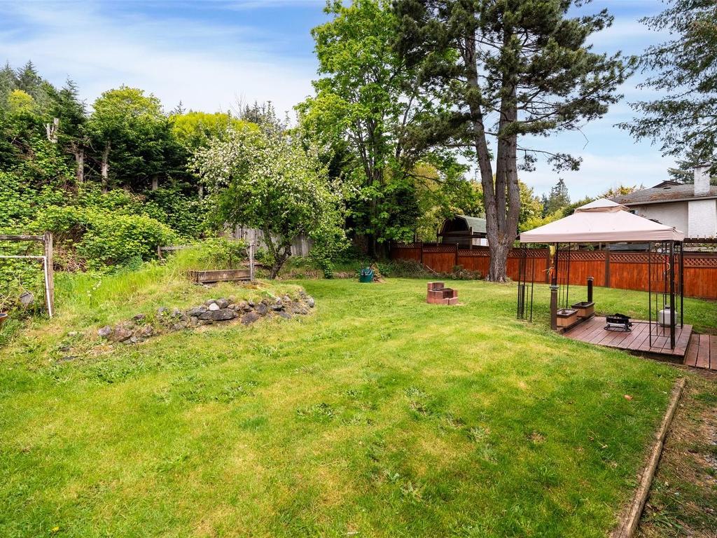 









2338


Galena

Rd,
Sooke,




BC
V9Z 0M4


