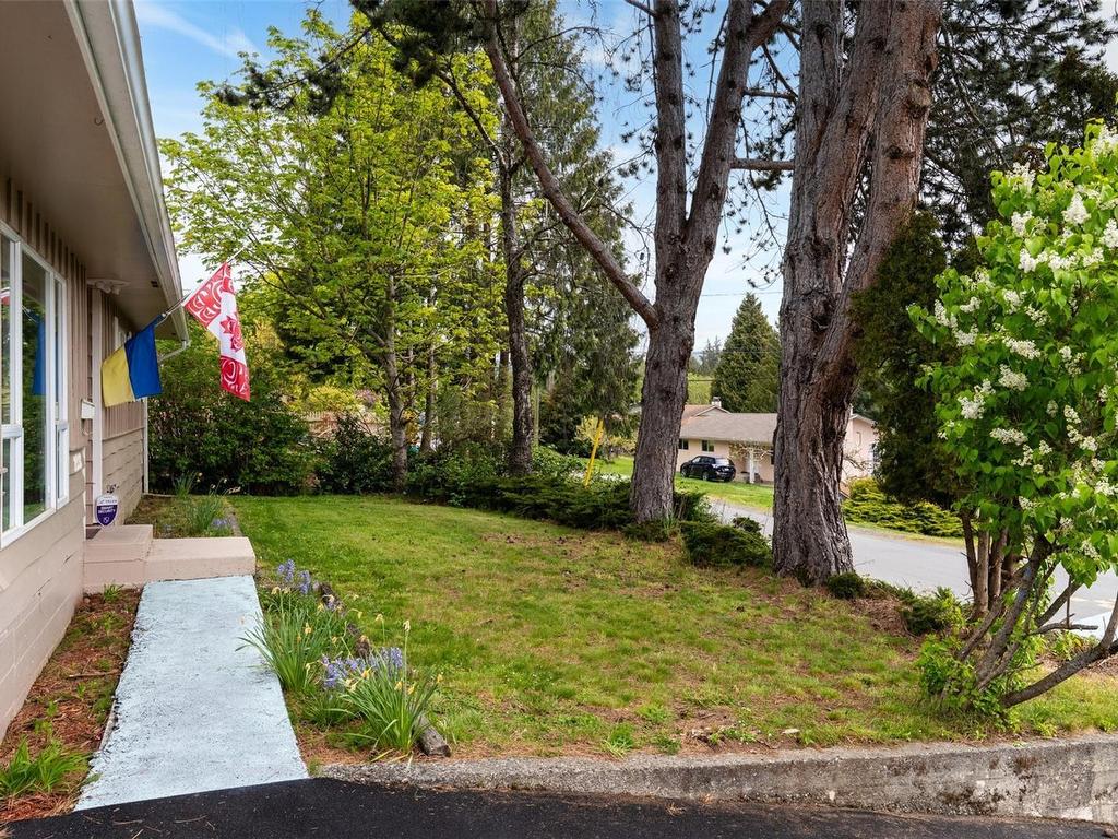 









2338


Galena

Rd,
Sooke,




BC
V9Z 0M4

