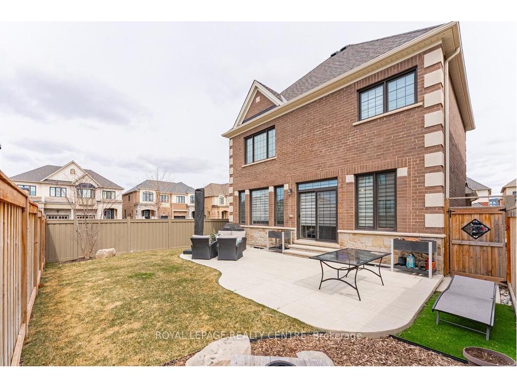 









1409


Argall

Court,
Milton,




ON
L9E 1L7

