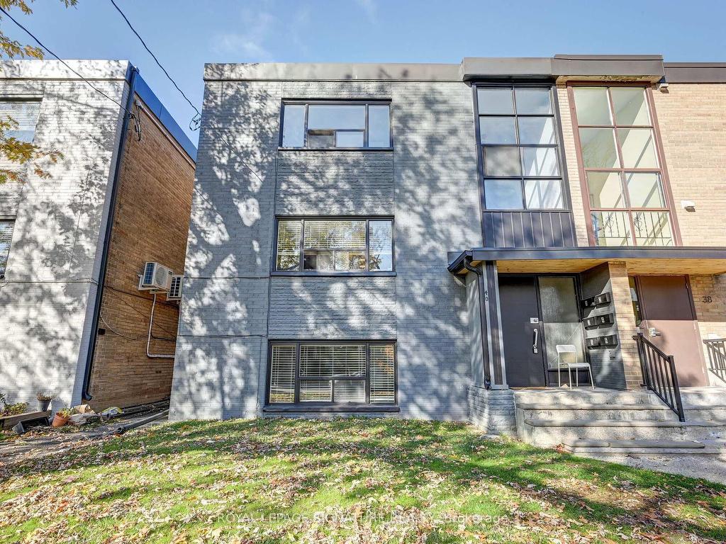 









40


Cavell

Avenue,
Toronto,




ON
M8V 1P2

