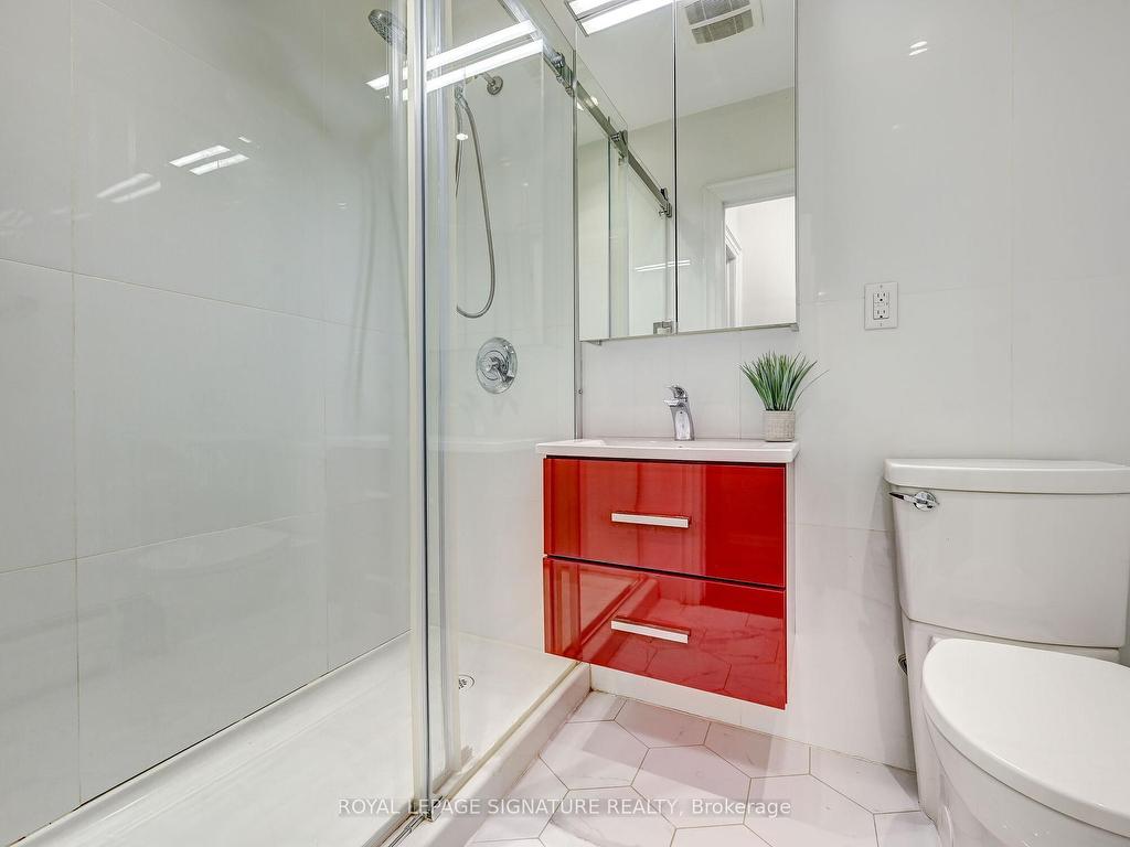 









40


Cavell

Avenue,
Toronto,




ON
M8V 1P2

