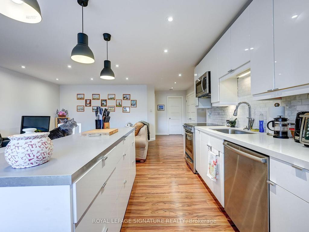 









40


Cavell

Avenue,
Toronto,




ON
M8V 1P2


