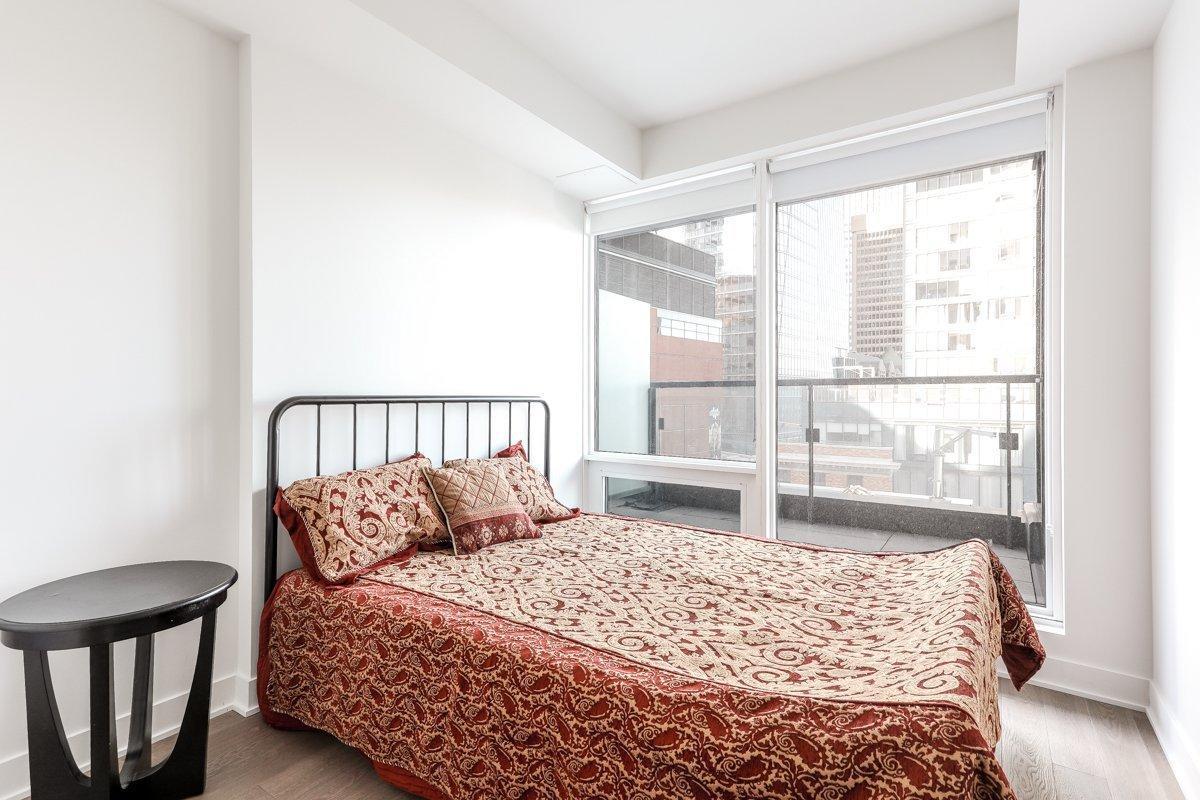 









1288


Rue St-Antoine O.

, 905,
Montréal (Ville-Marie),




QC
H3C0X6

