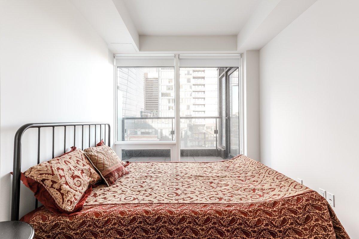 









1288


Rue St-Antoine O.

, 905,
Montréal (Ville-Marie),




QC
H3C0X6


