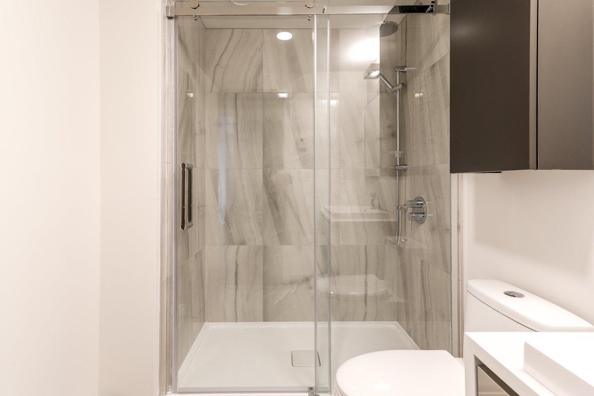 









1288


Rue St-Antoine O.

, 905,
Montréal (Ville-Marie),




QC
H3C0X6

