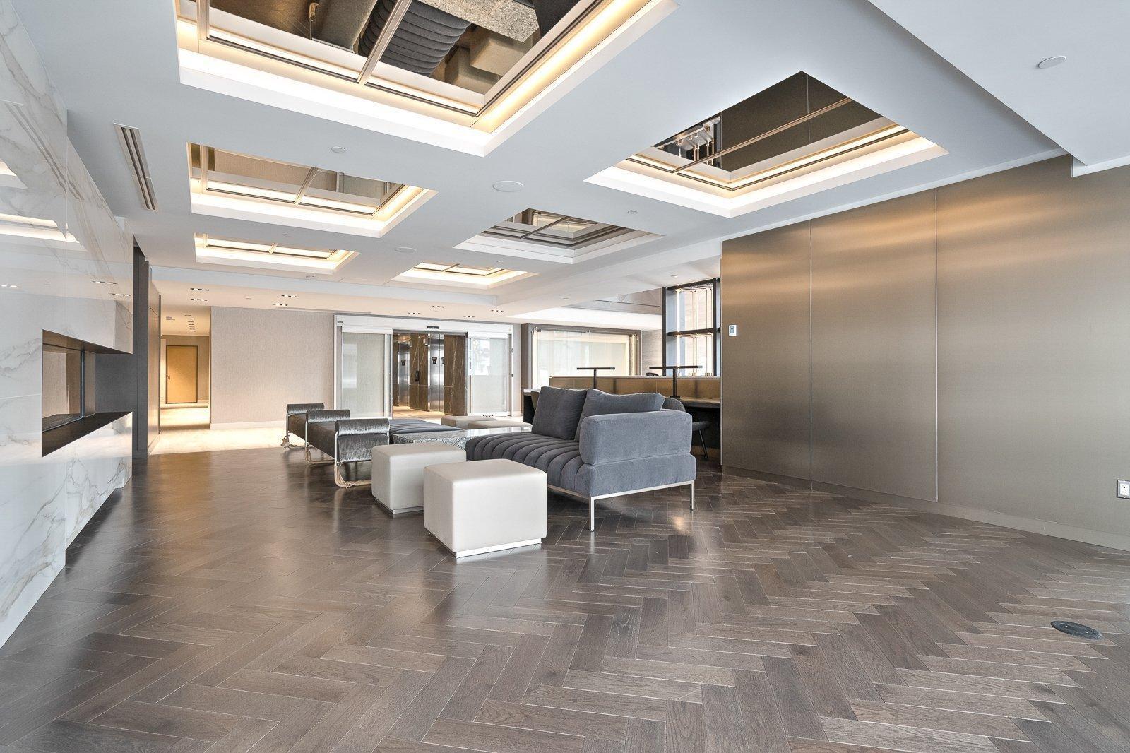









1288


Rue St-Antoine O.

, 905,
Montréal (Ville-Marie),




QC
H3C0X6

