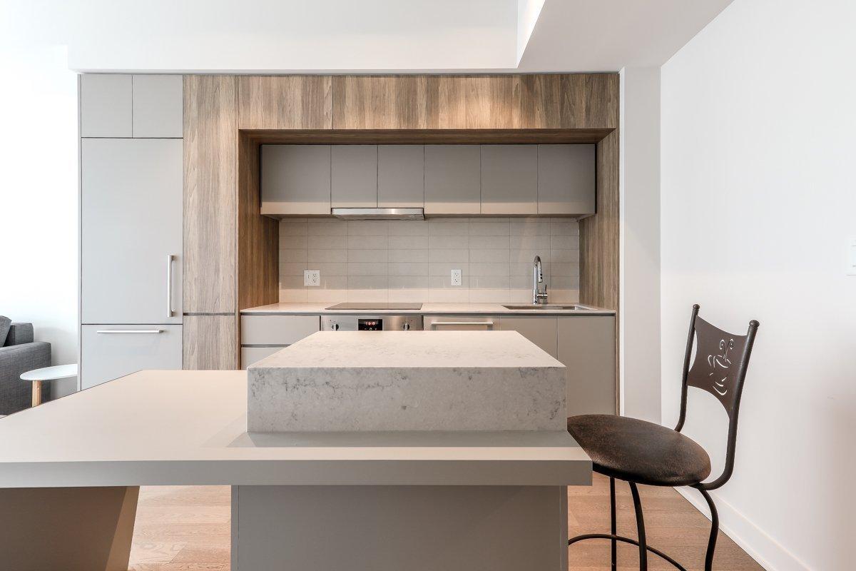 









1288


Rue St-Antoine O.

, 905,
Montréal (Ville-Marie),




QC
H3C0X6

