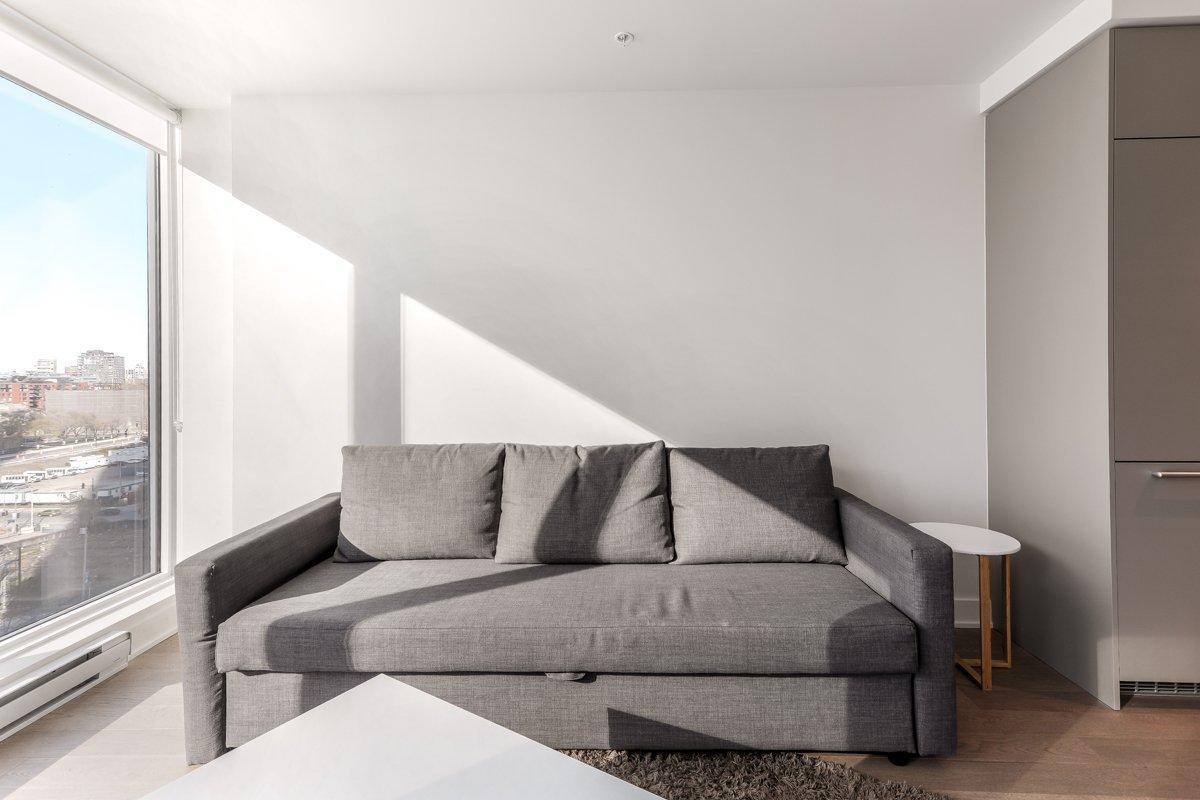 









1288


Rue St-Antoine O.

, 905,
Montréal (Ville-Marie),




QC
H3C0X6

