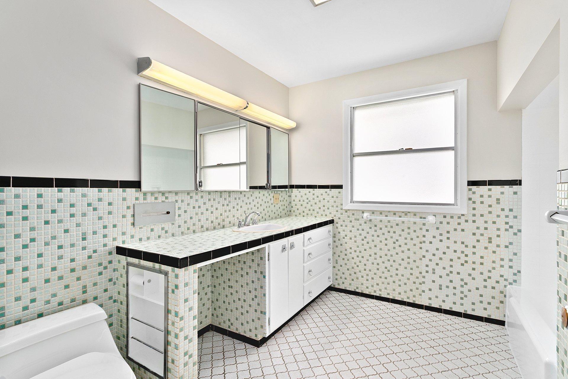 









225


Rue Willow

,
Shawville,




QC
J0X2Y0

