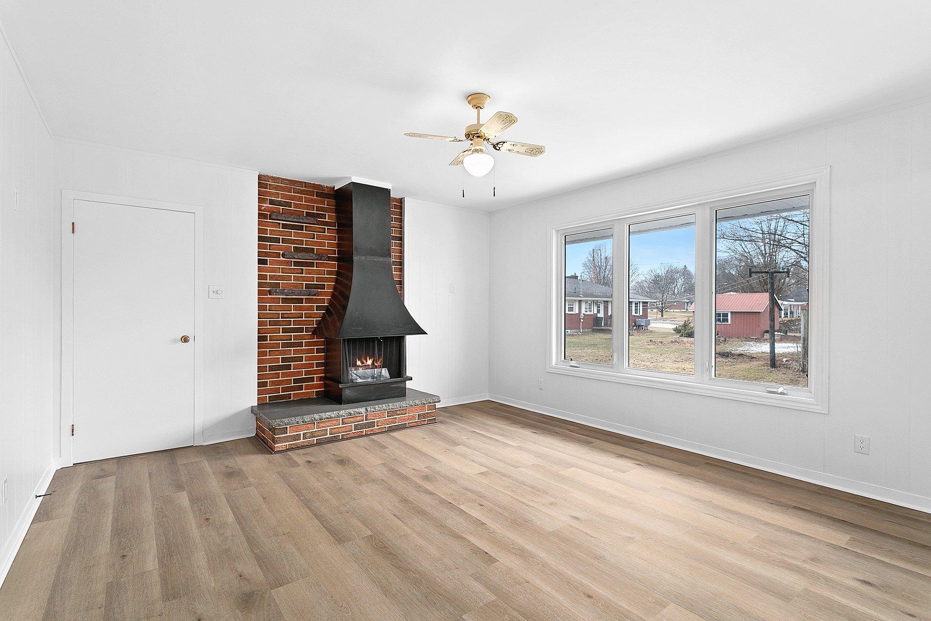 









225


Rue Willow

,
Shawville,




QC
J0X2Y0

