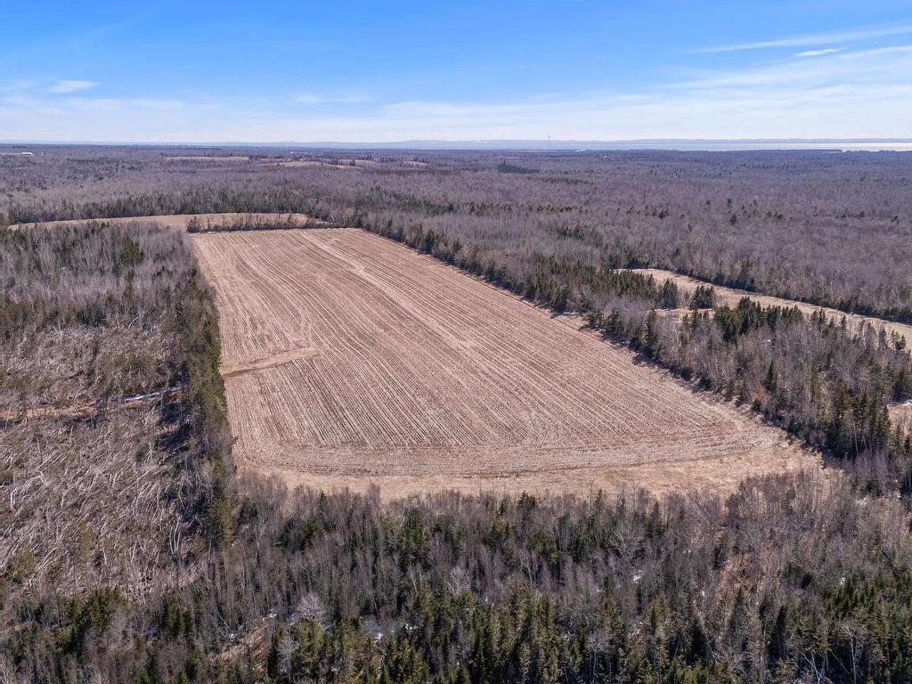 












2395 Iona Road

,
Iona,




PE
C0A 1A0

