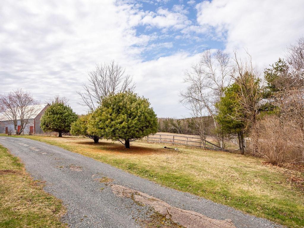 












2395 Iona Road

,
Iona,




PE
C0A 1A0


