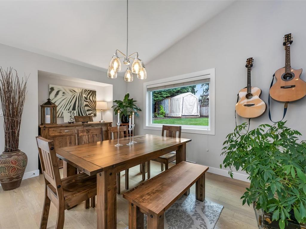 









317


Gull

Rd,
View Royal,




BC
V9B 1L3

