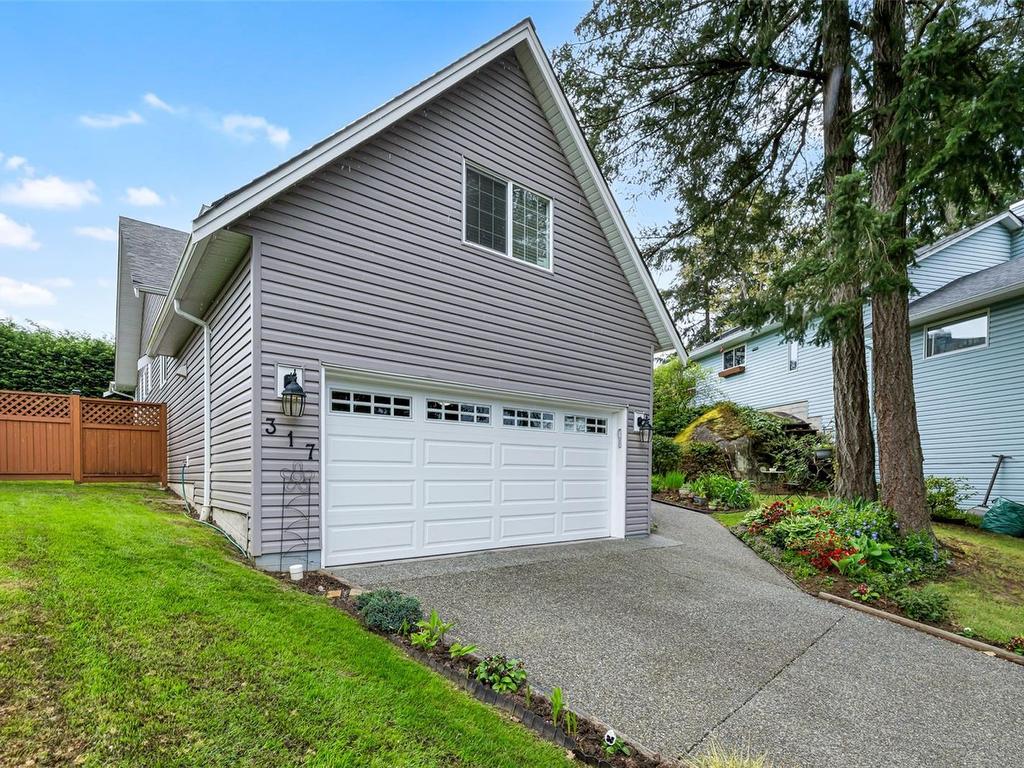 









317


Gull

Rd,
View Royal,




BC
V9B 1L3

