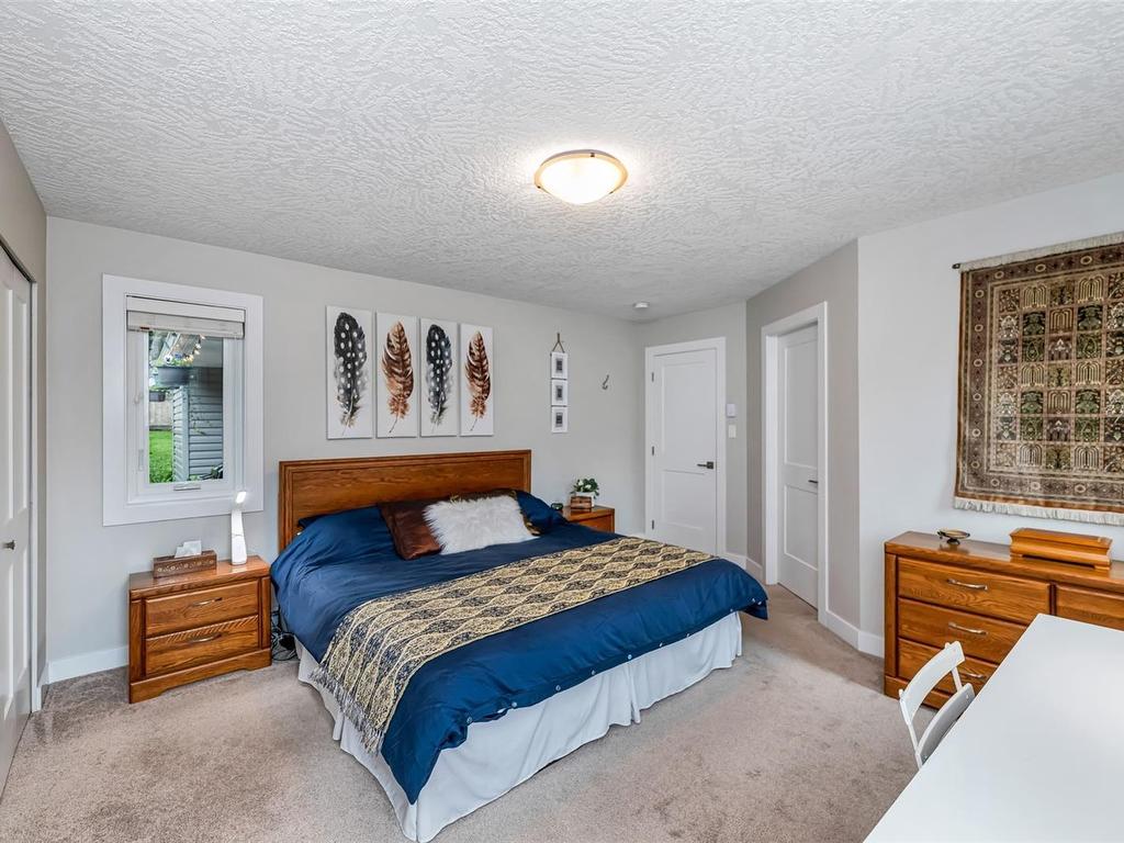 









317


Gull

Rd,
View Royal,




BC
V9B 1L3

