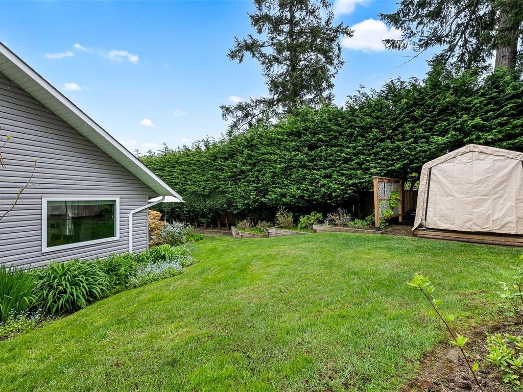 









317


Gull

Rd,
View Royal,




BC
V9B 1L3

