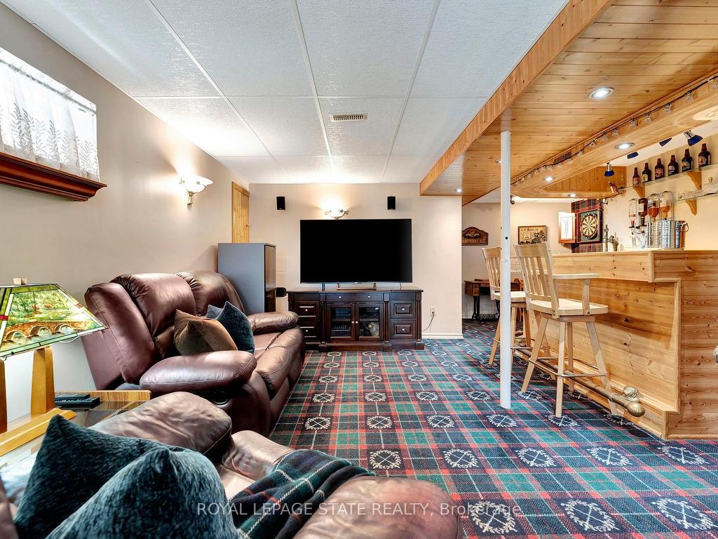 









50


Ossington

Drive,
Hamilton,




ON
L8W 3S4


