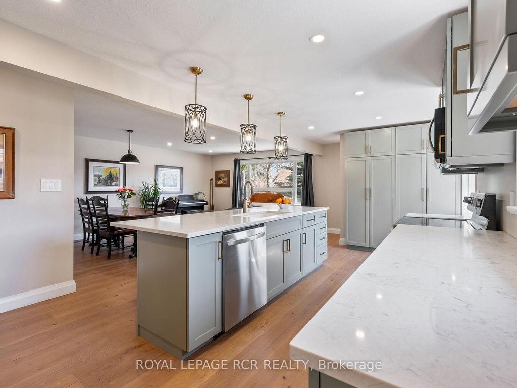 









10


Faulkner

Street,
Orangeville,




ON
L9W 2G3

