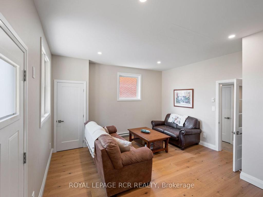 









10


Faulkner

Street,
Orangeville,




ON
L9W 2G3

