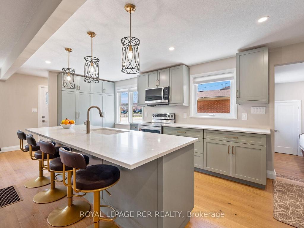 









10


Faulkner

Street,
Orangeville,




ON
L9W 2G3

