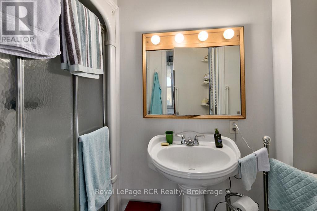 












573648 57B ROAD

,
Grey Highlands,







Ontario
N0C1A0


