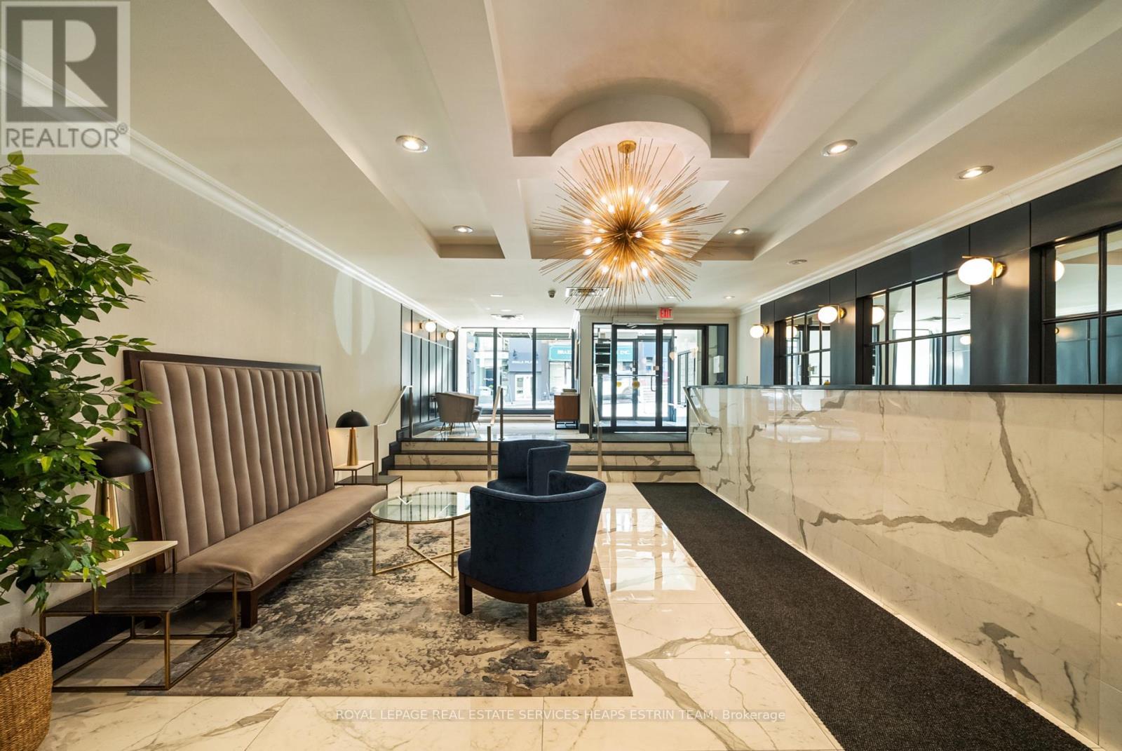 












214 - 1231 YONGE STREET

,
Toronto,




Ontario
M4T2T8

