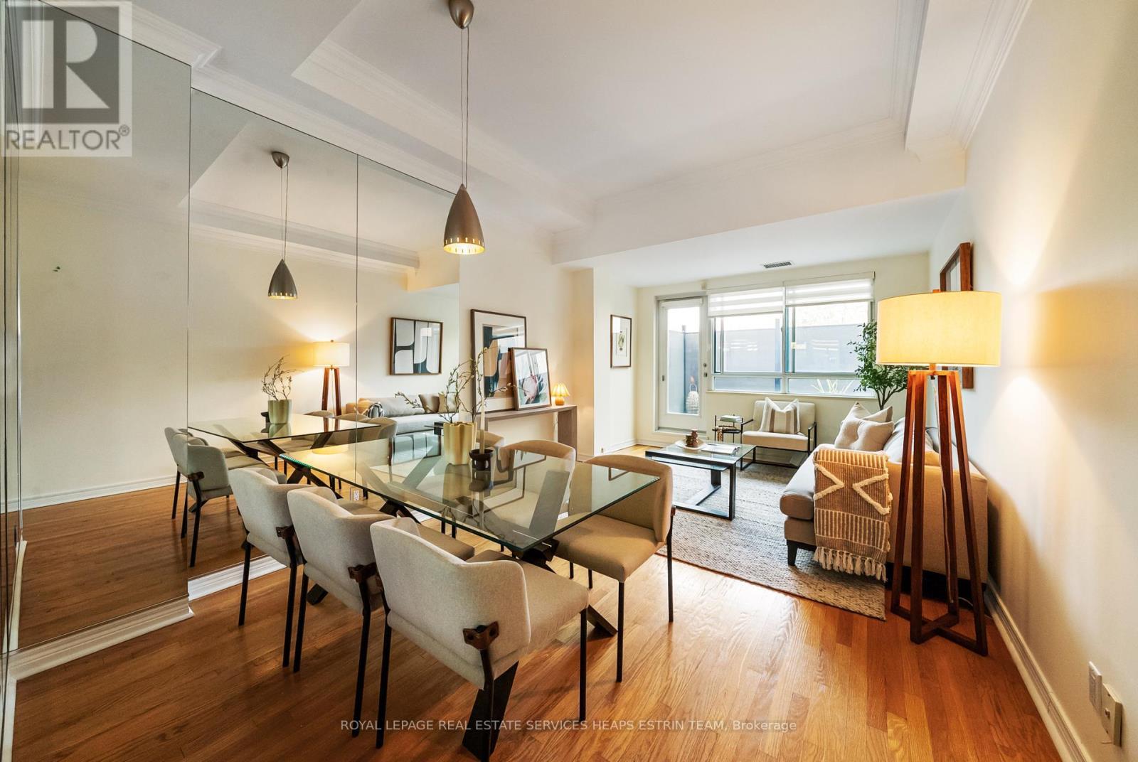 












214 - 1231 YONGE STREET

,
Toronto,




Ontario
M4T2T8

