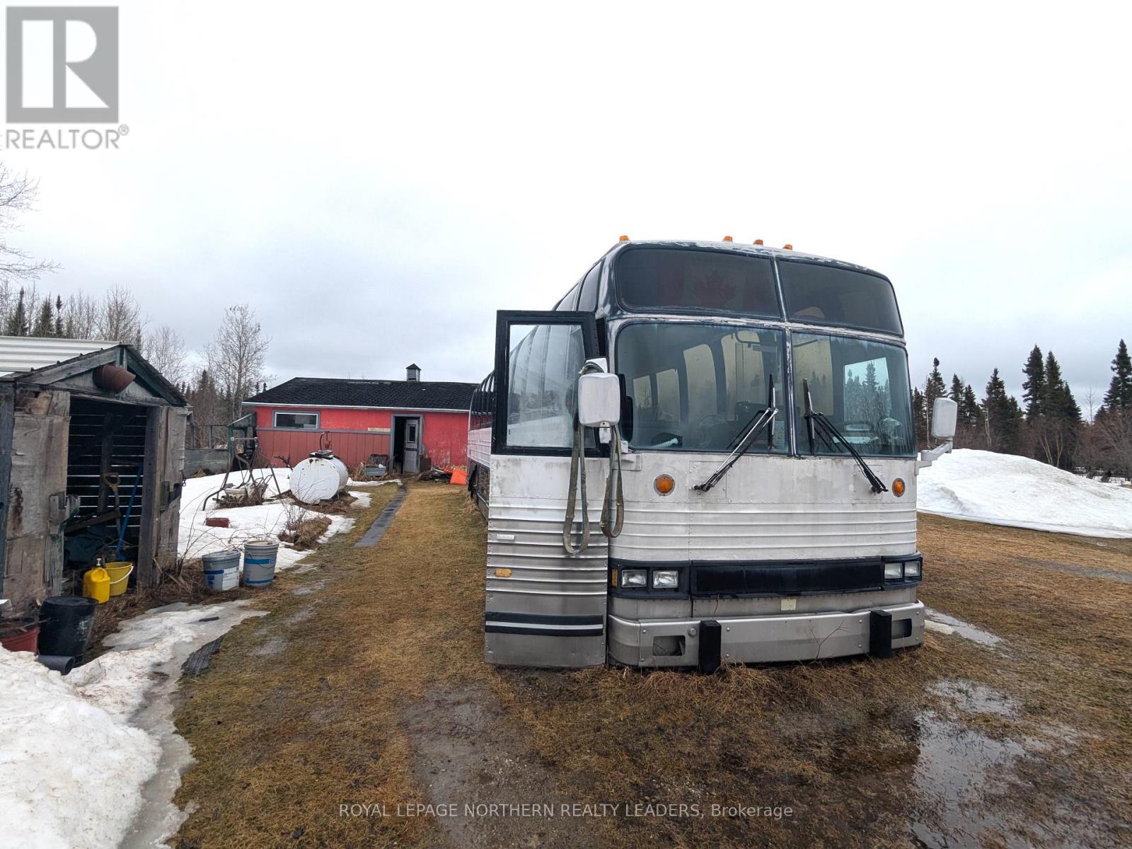 












621 LEVEQUE ROAD

,
Fauquier-Strickland,




Ontario
P0L1G0

