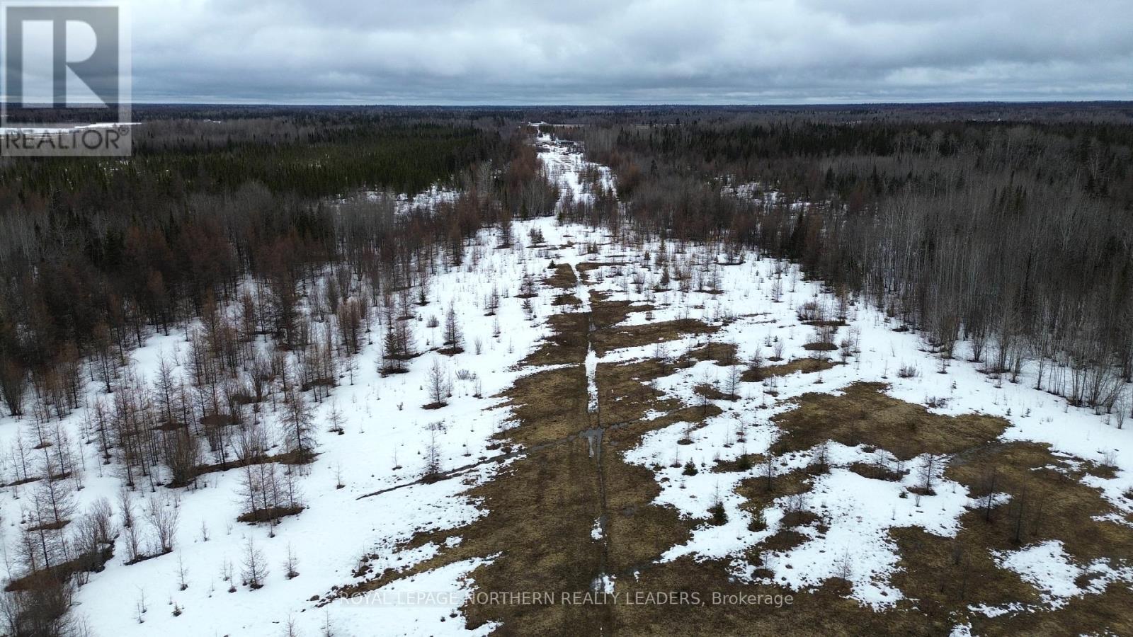 












621 LEVEQUE ROAD

,
Fauquier-Strickland,




Ontario
P0L1G0

