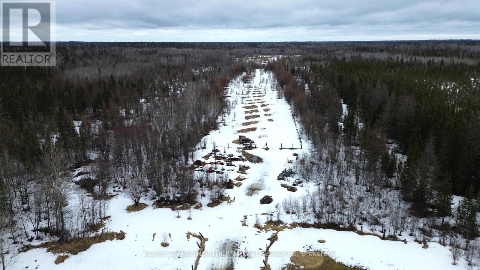 












621 LEVEQUE ROAD

,
Fauquier-Strickland,




Ontario
P0L1G0

