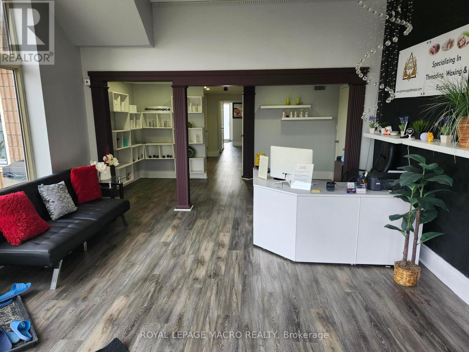 












2200 RYMAL ROAD E

,
Hamilton,




Ontario
L0R1P0

