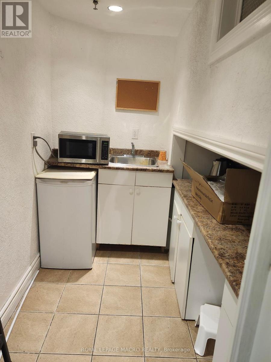 












2200 RYMAL ROAD E

,
Hamilton,




Ontario
L0R1P0


