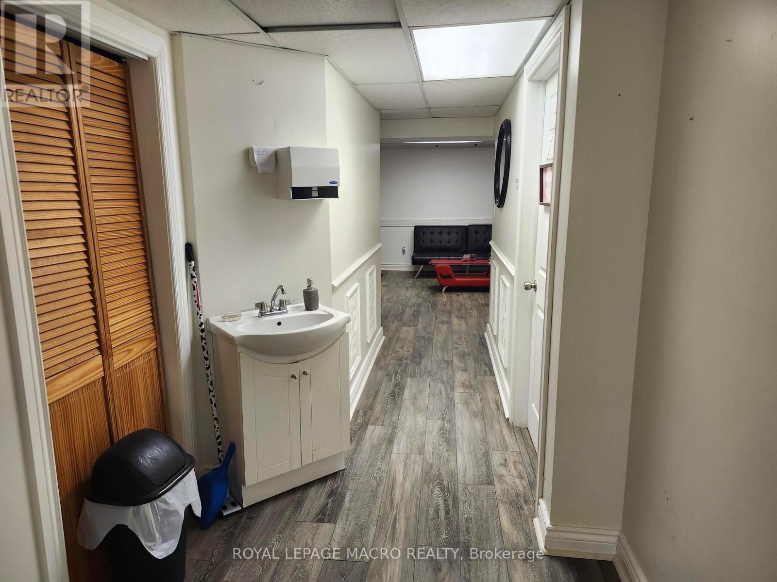 












2200 RYMAL ROAD E

,
Hamilton,




Ontario
L0R1P0


