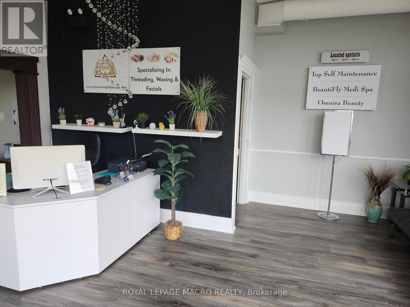 












2200 RYMAL ROAD E

,
Hamilton,




Ontario
L0R1P0

