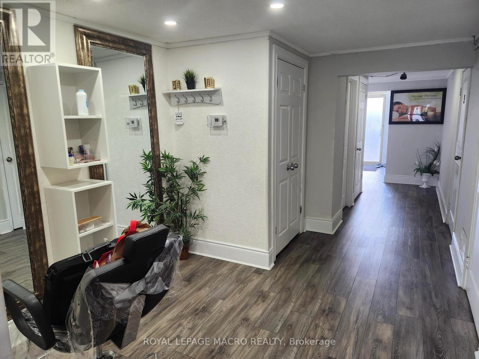 












2200 RYMAL ROAD E

,
Hamilton,




Ontario
L0R1P0

