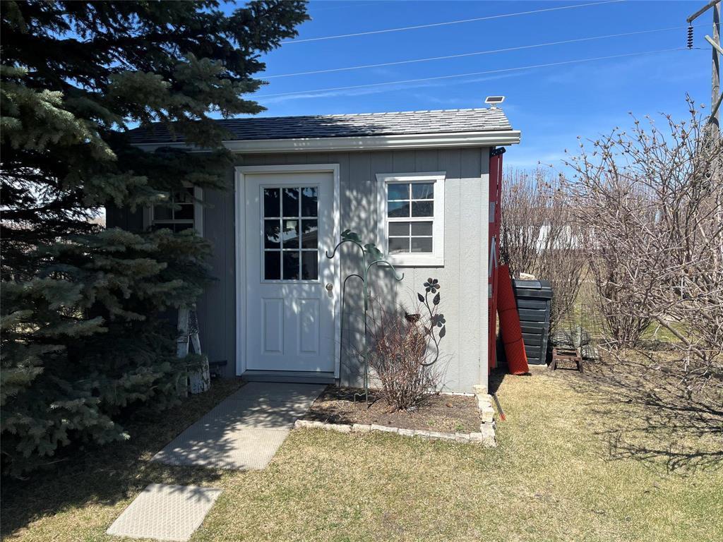 












38 Goldfinch Crescent

,
Brandon,




Manitoba
R7C1B2

