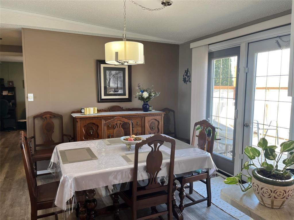 












38 Goldfinch Crescent

,
Brandon,




Manitoba
R7C1B2

